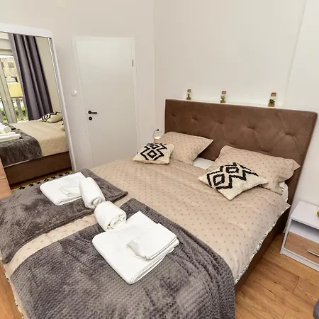 Apartman Dora